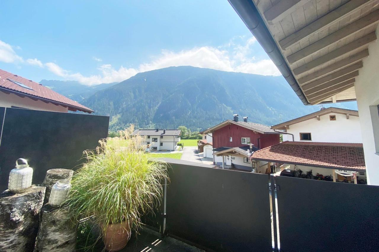 Apart Haus Bella Майрхофен Экстерьер фото